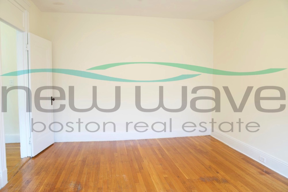 1203 Boylston St, Fenway