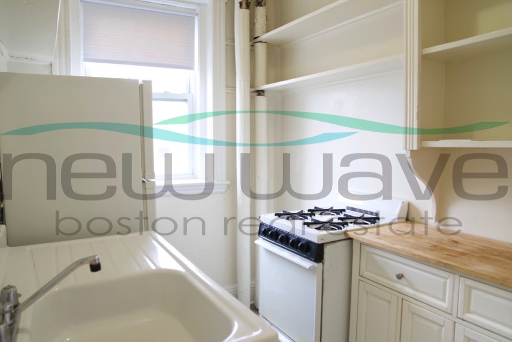 1203 Boylston St, Fenway