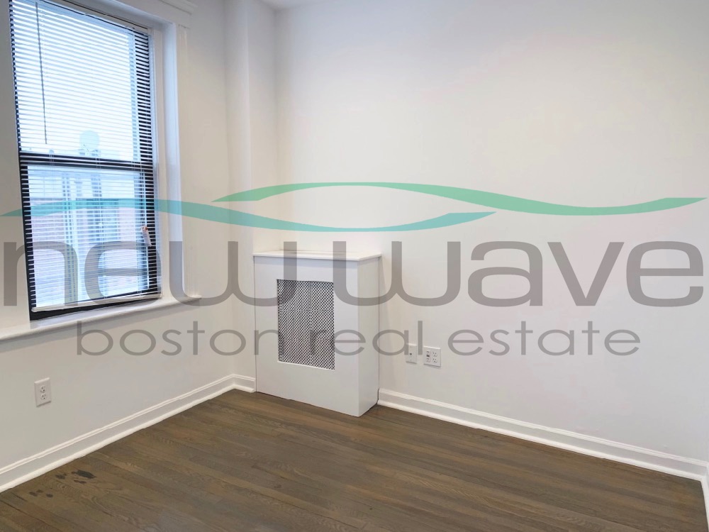 19 Peterborough St, Fenway