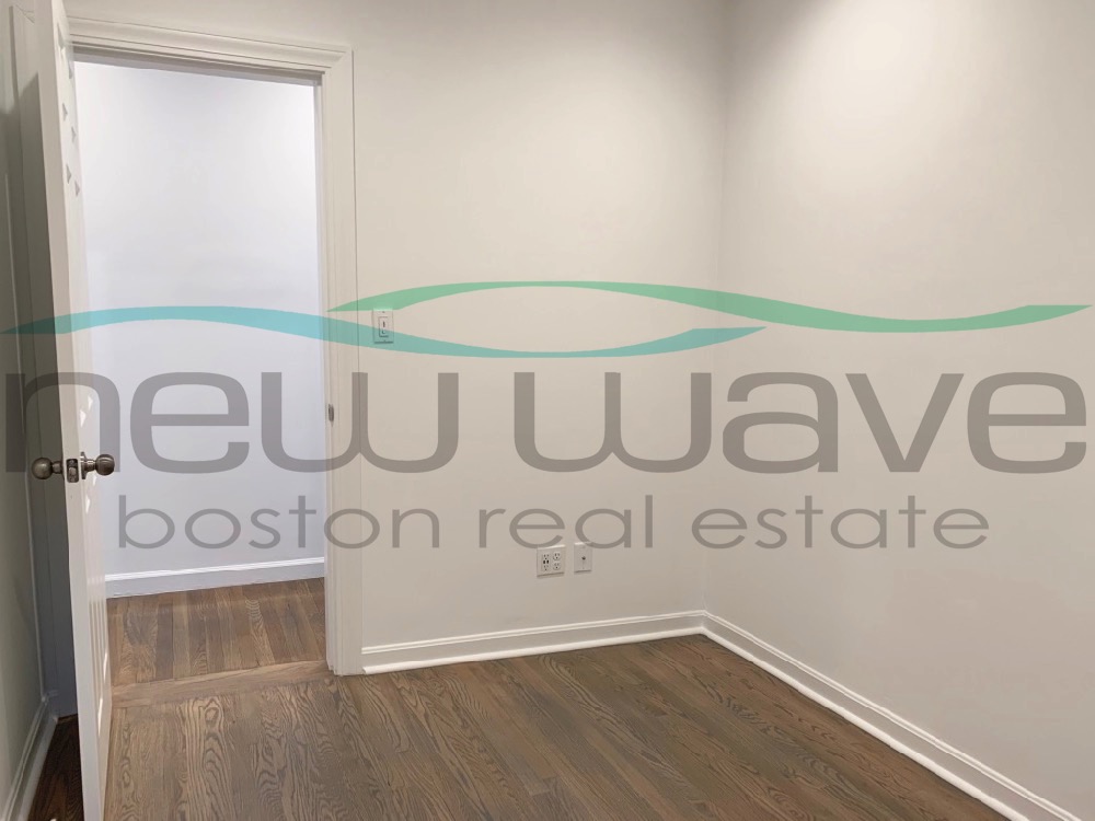 19 Peterborough St, Fenway