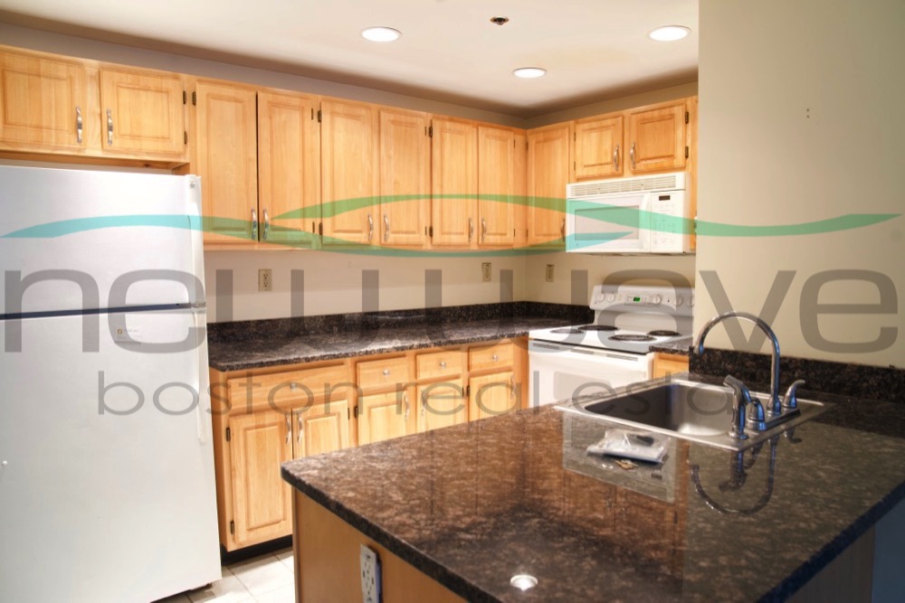 19 Queensberry St, Fenway