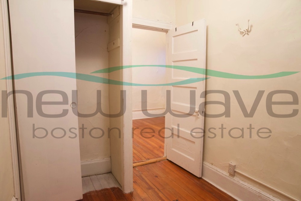2 bed, 1 bath apartment for rent at 36 Anderson St Unit 4, Beacon Hill — photo 3 of 9