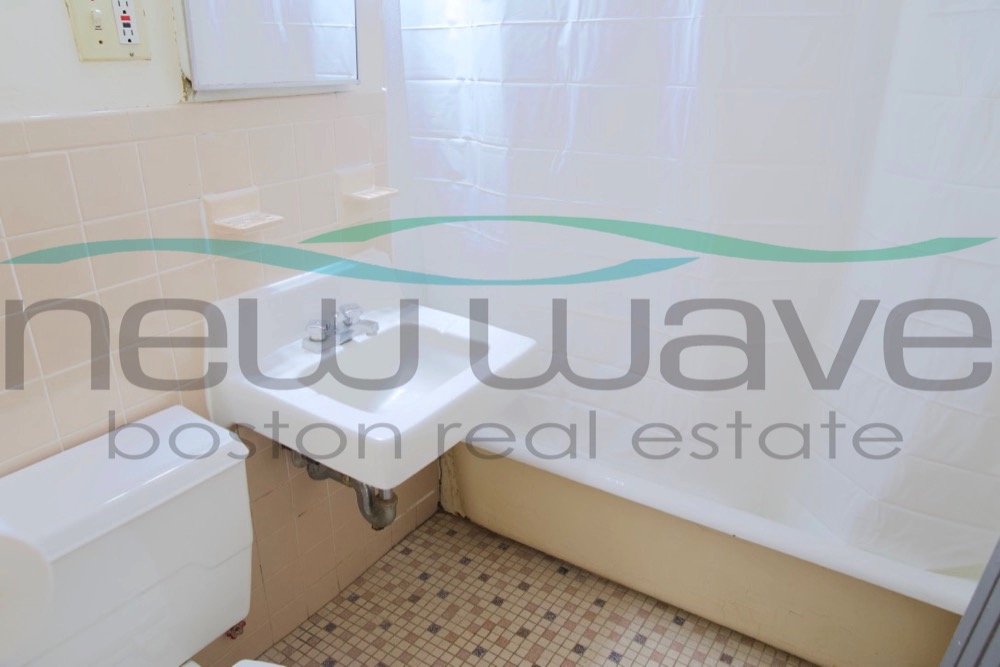 2 bed, 1 bath apartment for rent at 36 Anderson St Unit 4, Beacon Hill — photo 6 of 9