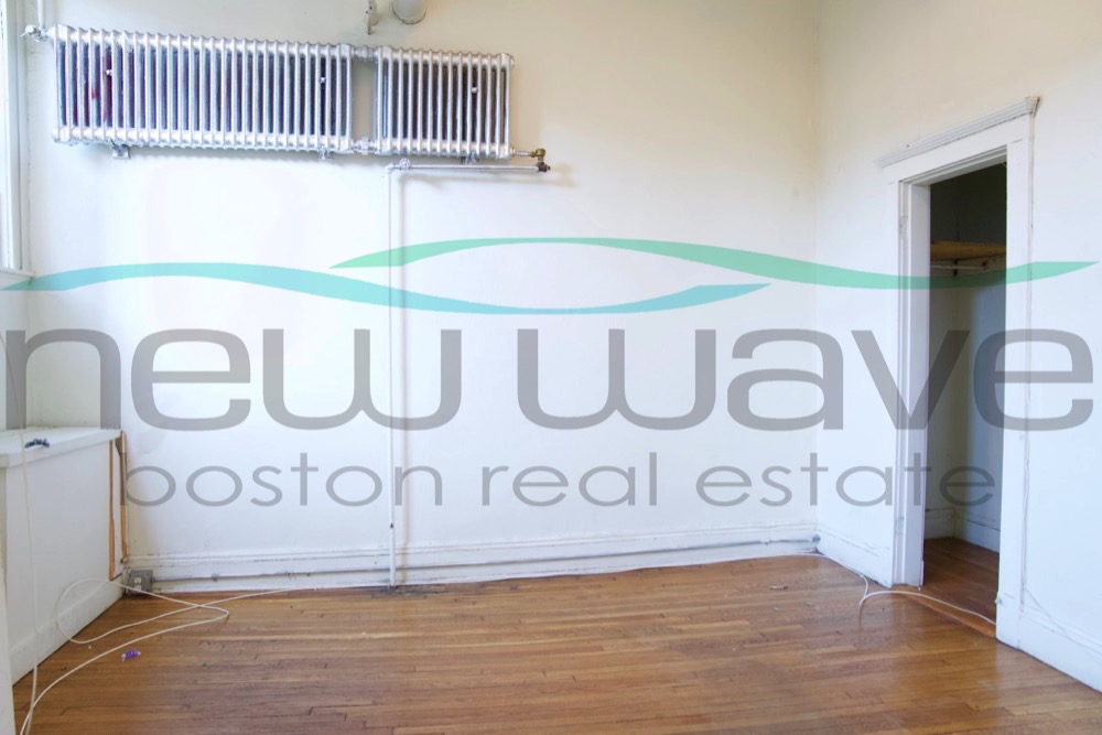 1171 Boylston St, Fenway