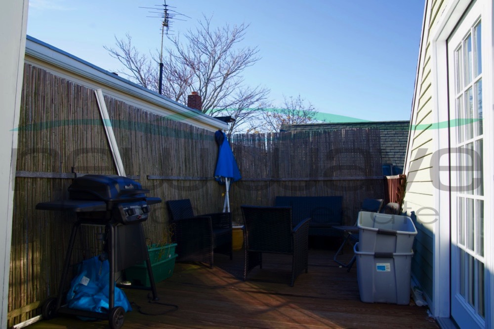 176 Hillside St, Mission Hill