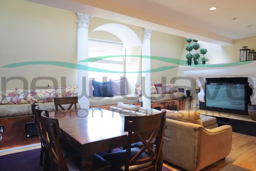 113 Beacon St, Back Bay