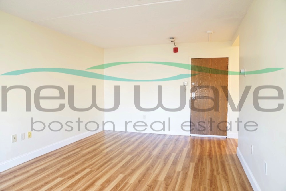 400 Massachusetts Ave, South End