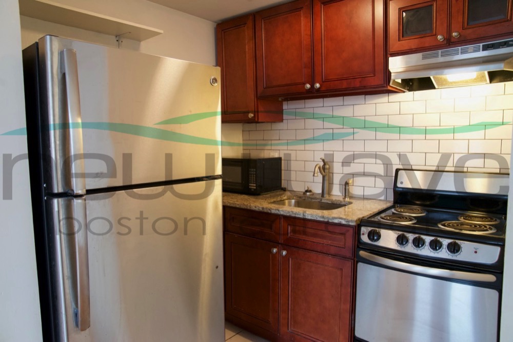 289 Newbury St, Back Bay