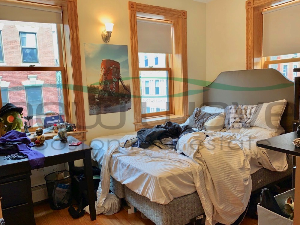 60 Phillips St, Beacon Hill