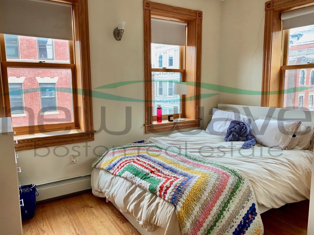 60 Phillips St, Beacon Hill