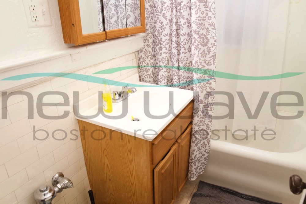 1163 Boylston St, Fenway