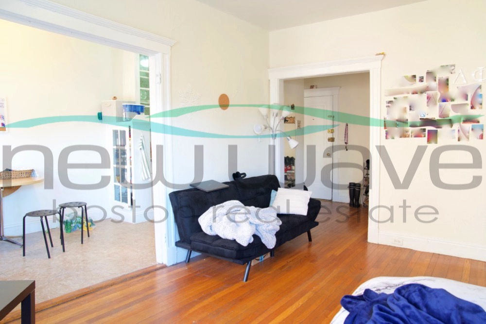 1163 Boylston St, Fenway