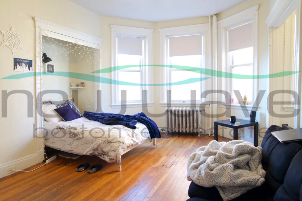 1163 Boylston St, Fenway