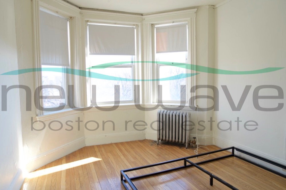 1185 Boylston St, Fenway