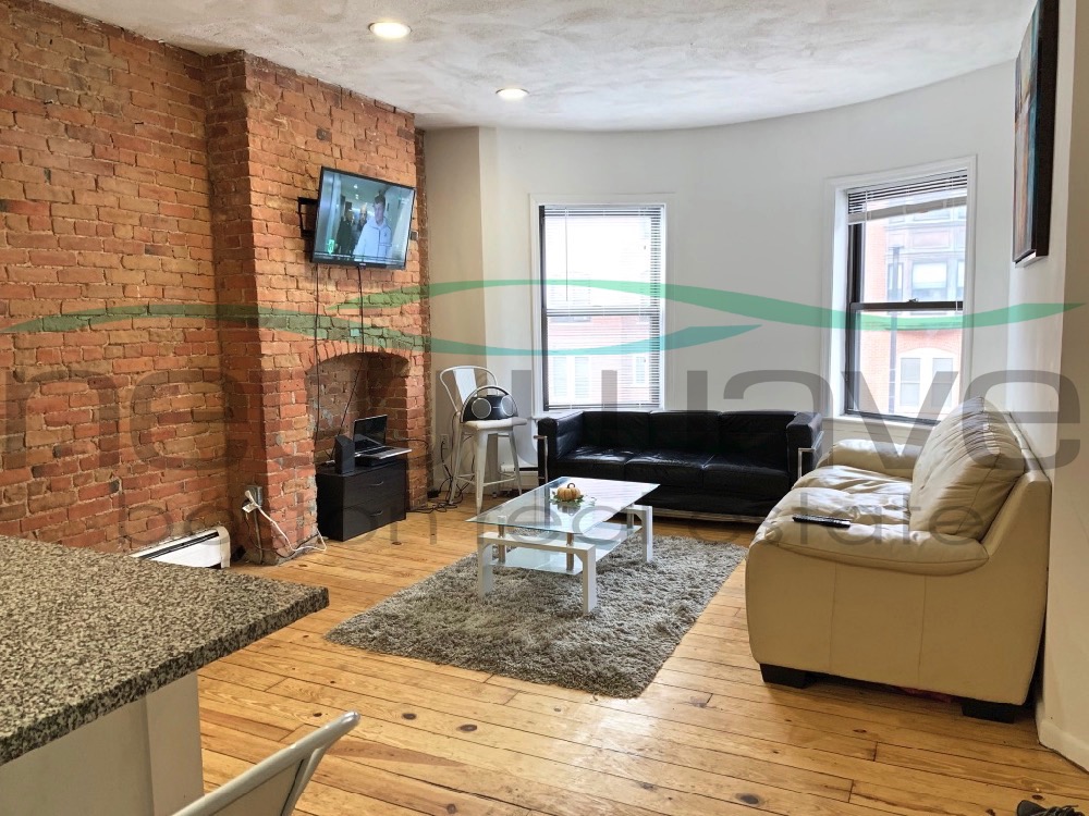4 bed, 1 bath apartment for rent at 610 Columbus Ave Unit 4, South End