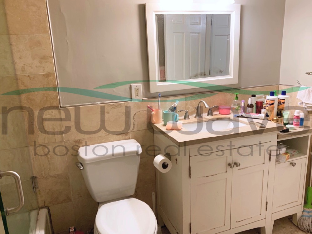 2 bed, 1 bath apartment for rent at 980 Tremont St Unit 3, South End — photo 16 of 17