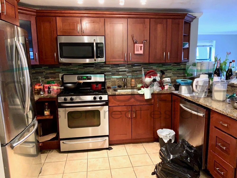 2 bed, 1 bath apartment for rent at 980 Tremont St Unit 3, South End — photo 2 of 17