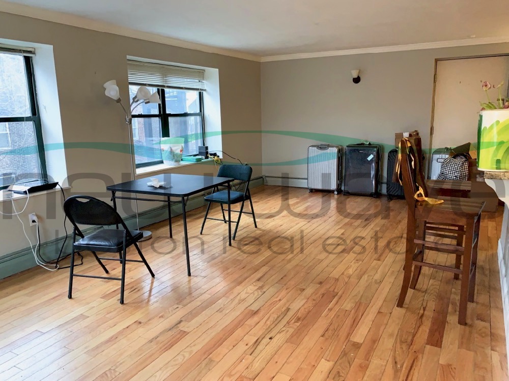 2 bed, 1 bath apartment for rent at 980 Tremont St Unit 3, South End