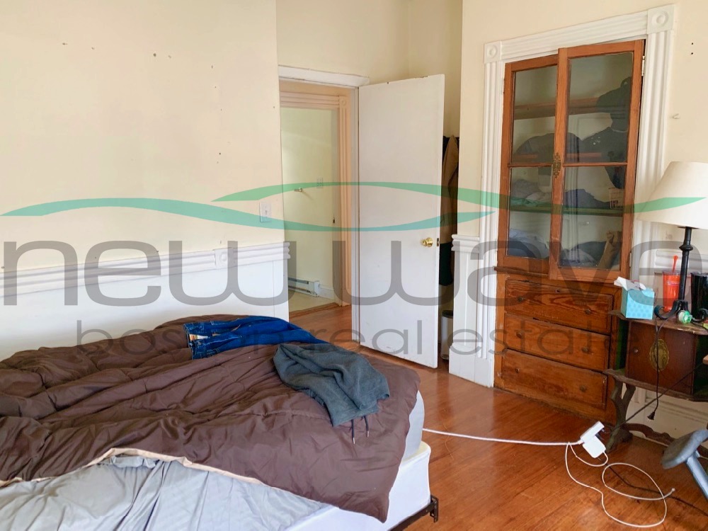 20 Lawn St, Mission Hill