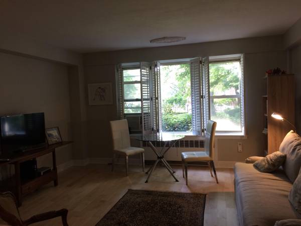 1 bed, 1 bath apartment for rent at 145 Pinckney St Unit 104, Beacon Hill