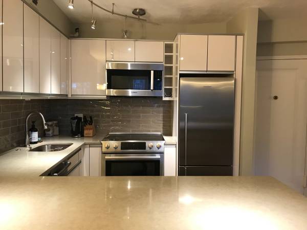 1 bed, 1 bath apartment for rent at 145 Pinckney St Unit 104, Beacon Hill — photo 2 of 3