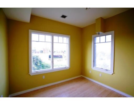 2 bed, 2 bath apartment for rent at 1431 Tremont St Unit 1, Mission Hill — photo 4 of 11