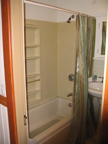 1 bed, 1 bath apartment for rent at 13 Buswell St Unit B, Boston — photo 9 of 10