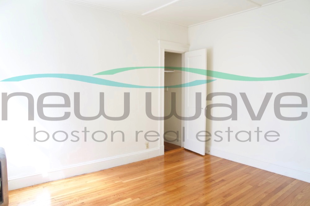 1175 Boylston St, Fenway