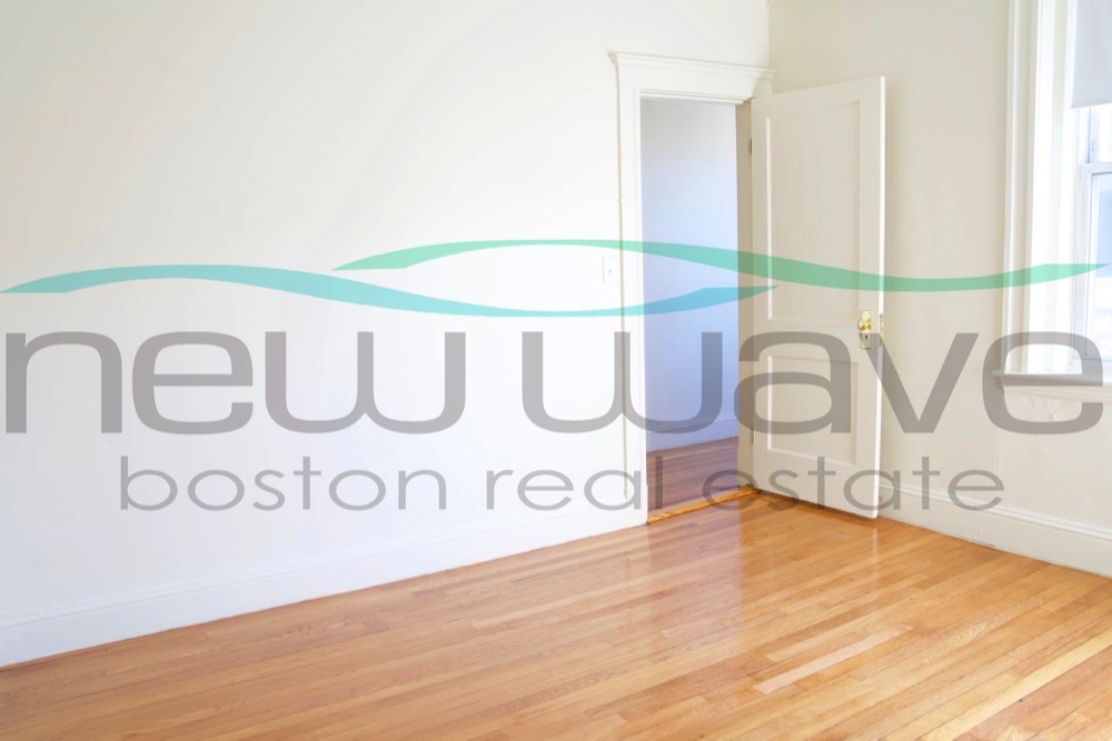 1175 Boylston St, Fenway