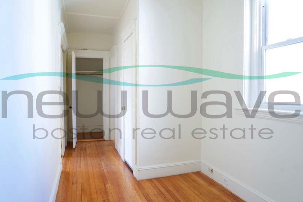 1175 Boylston St, Fenway