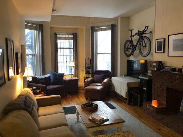 224 Commonwealth Ave, Back Bay