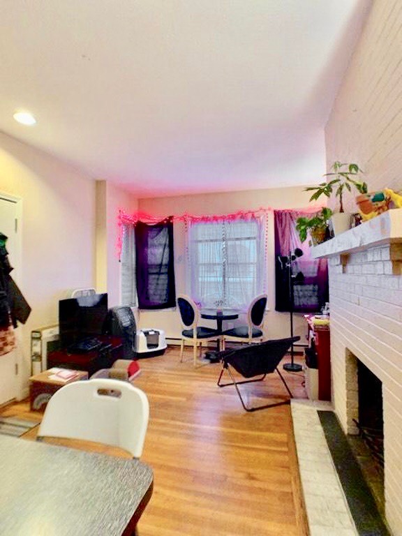 2 bed, 2 bath apartment for rent at 28 Edgerly Rd Unit 2, Fenway