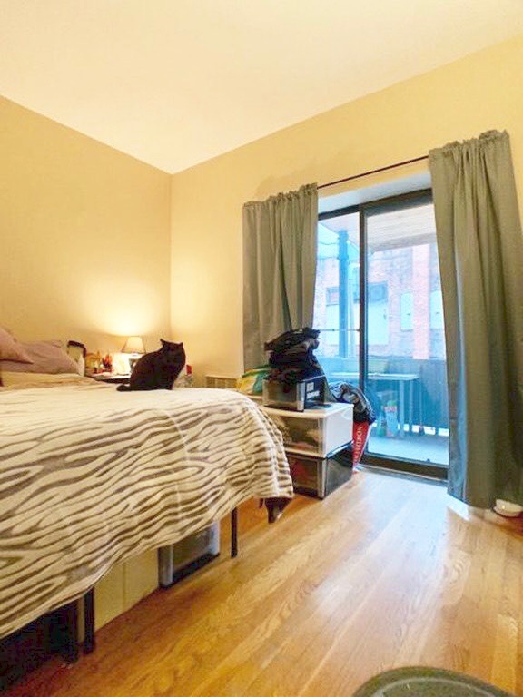 2 bed, 2 bath apartment for rent at 28 Edgerly Rd Unit 2, Fenway — photo 2 of 10