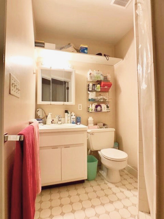 2 bed, 2 bath apartment for rent at 28 Edgerly Rd Unit 2, Fenway — photo 10 of 10