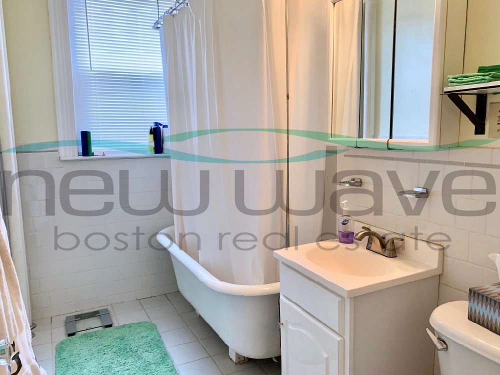 112 Jersey St, Fenway