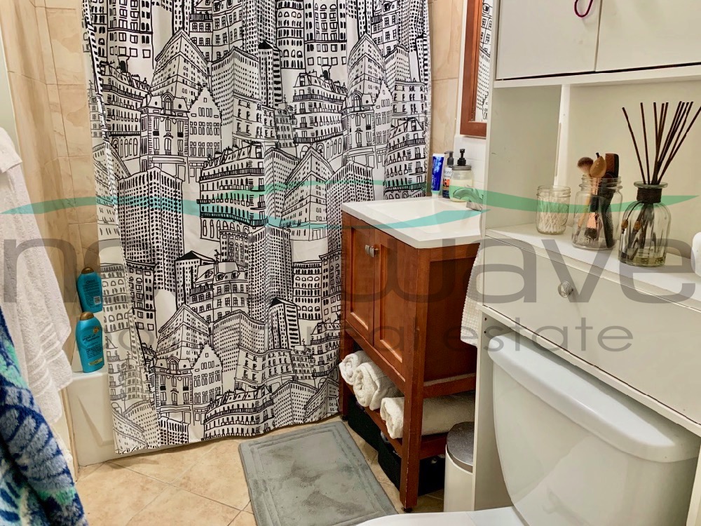 1 bed, 1 bath apartment for rent at 4 Greenwich St Unit 1, Roxbury — photo 5 of 7