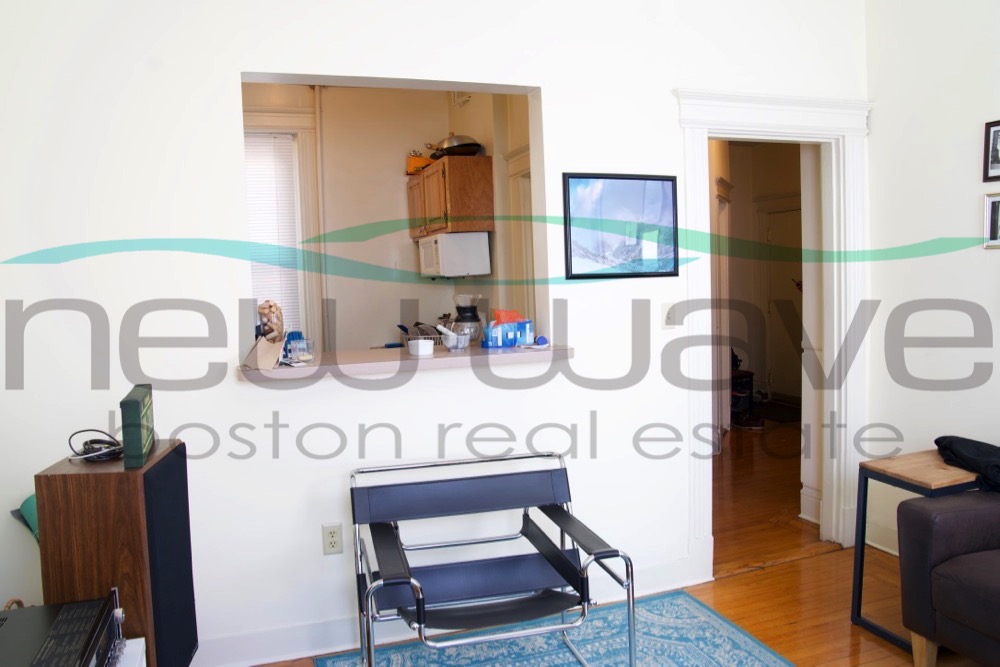 1 bed, 1 bath apartment for rent at 28 Queensberry St Unit 10, Fenway — photo 2 of 5
