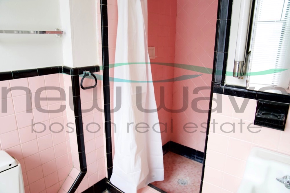 147 Charles St, Beacon Hill