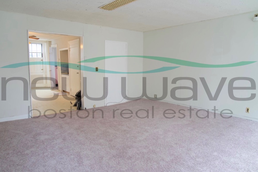 147 Charles St, Beacon Hill