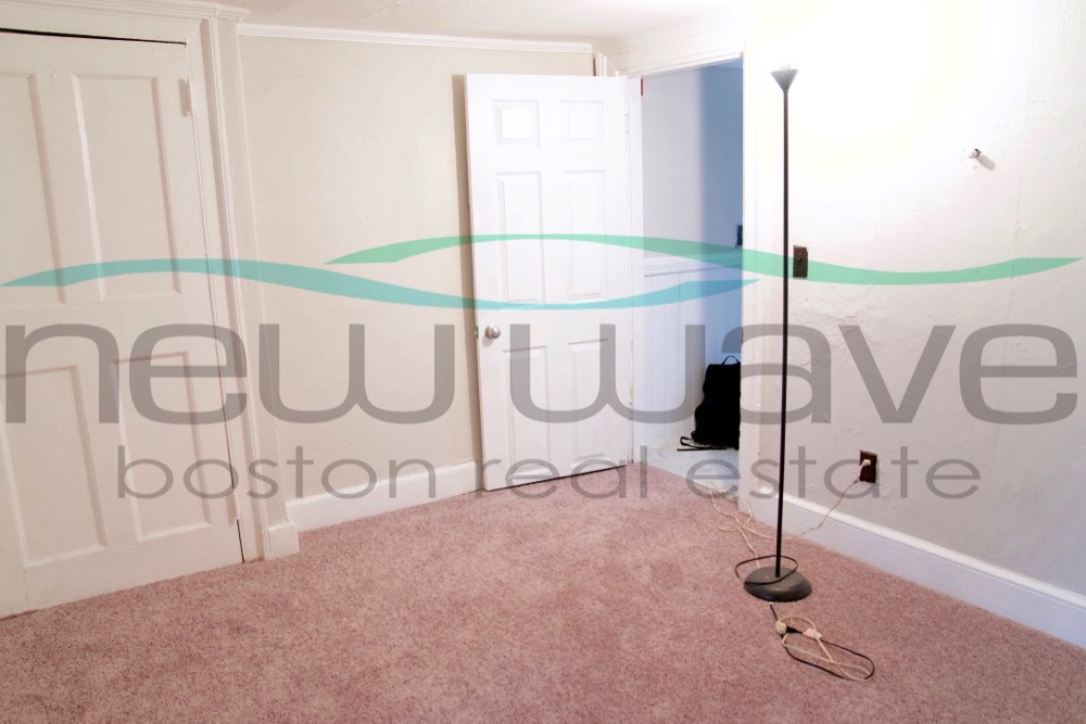 149 Charles St, Beacon Hill