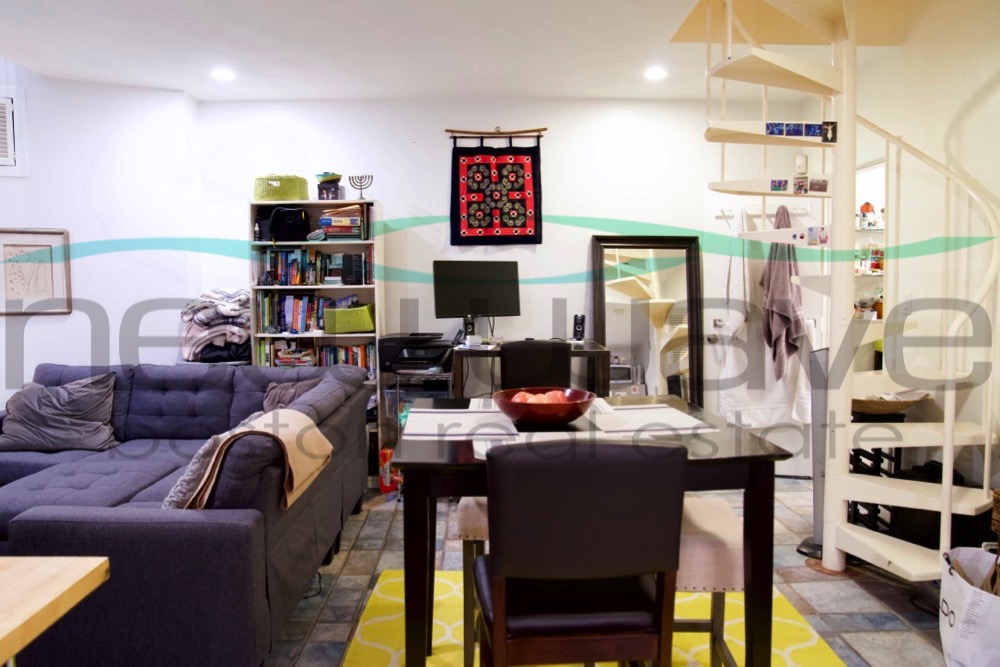 26 Cumberland St, Back Bay