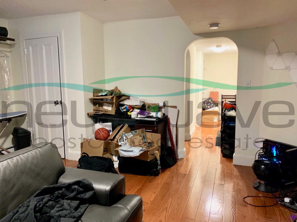 304 Berkeley St, Back Bay