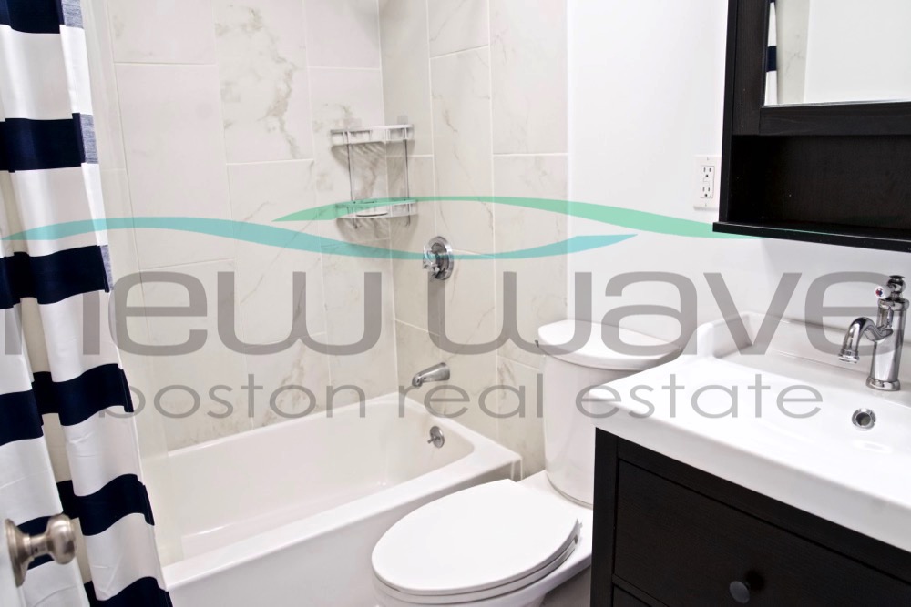 390 Riverway, Fenway