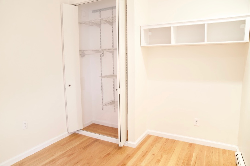 390 Riverway, Fenway