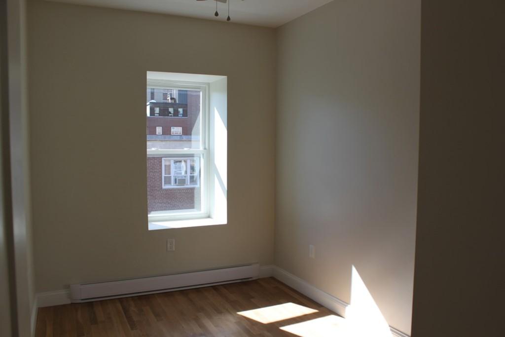 100 Tyler St, Chinatown