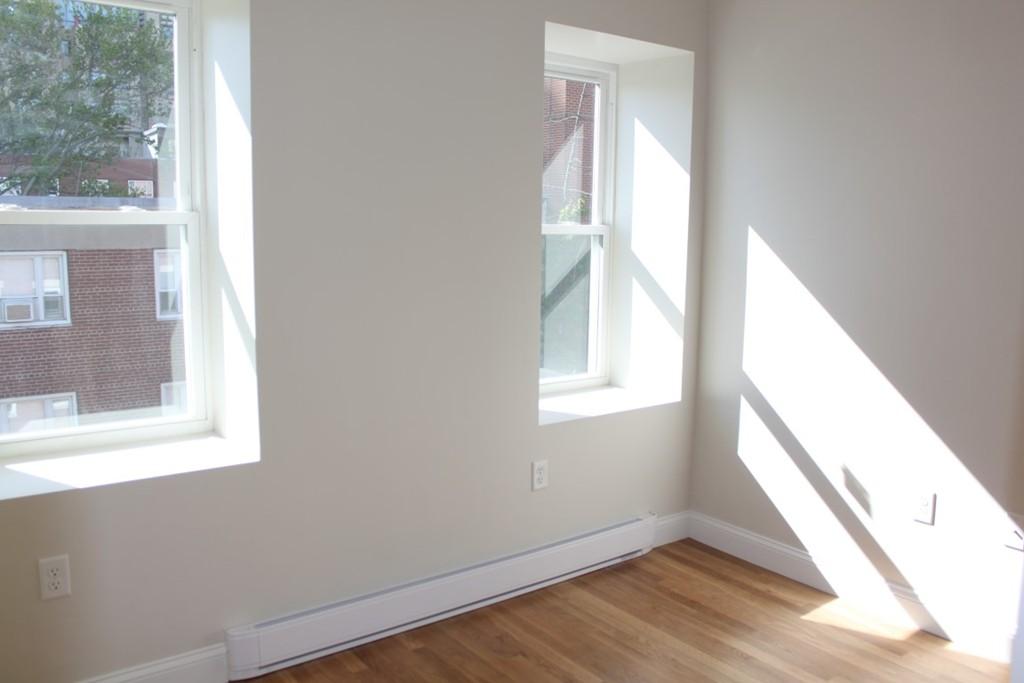 100 Tyler St, Chinatown