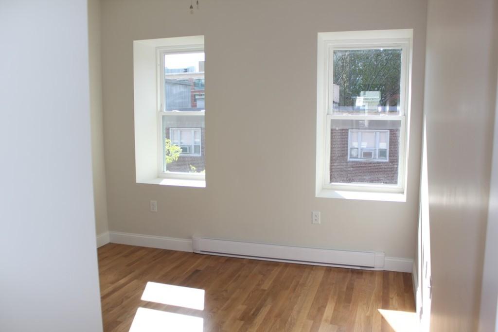 100 Tyler St, Chinatown