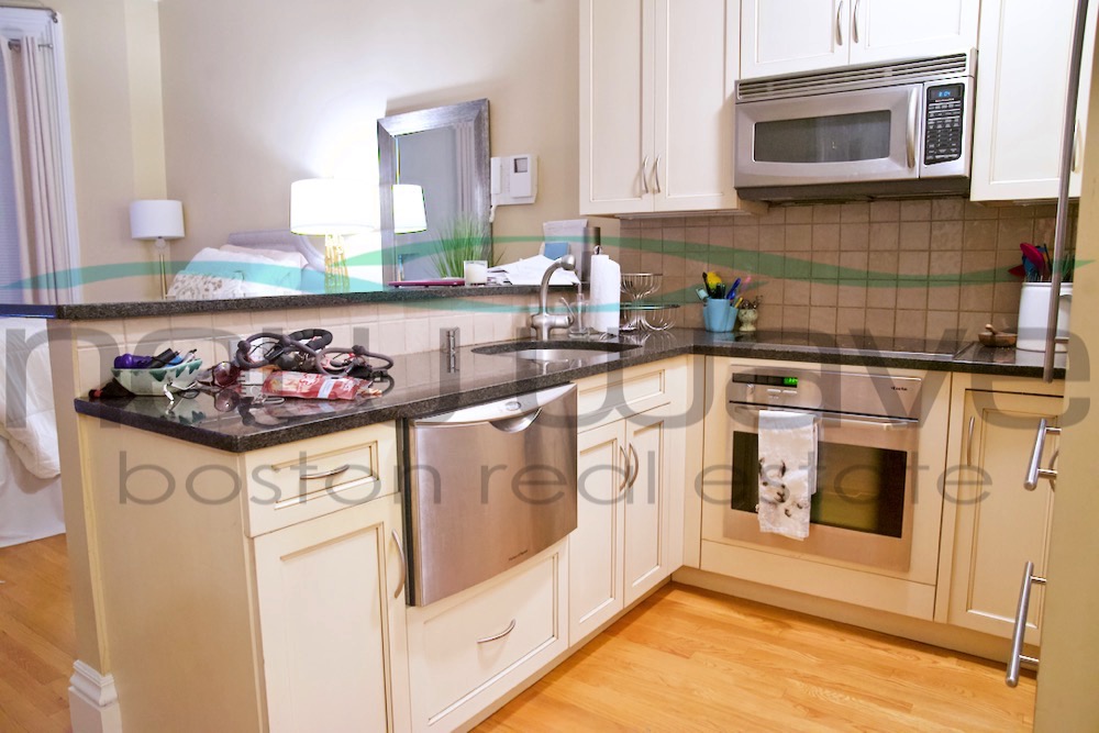 80 Marlborough St, Fenway