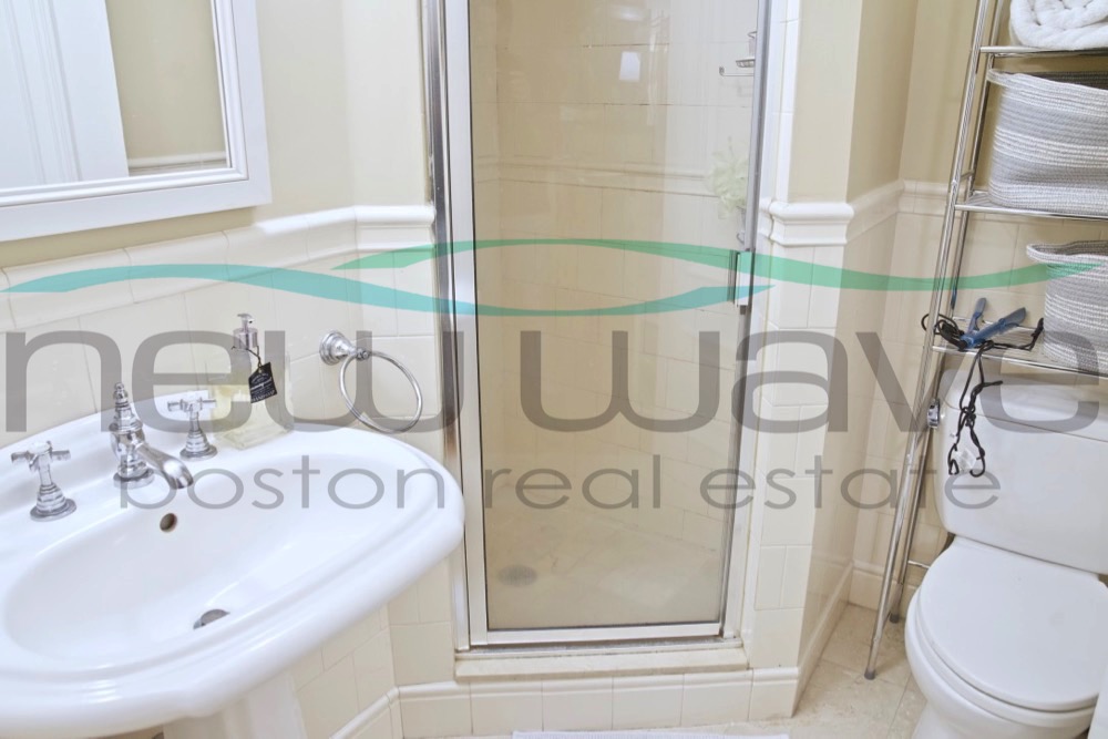 80 Marlborough St, Fenway