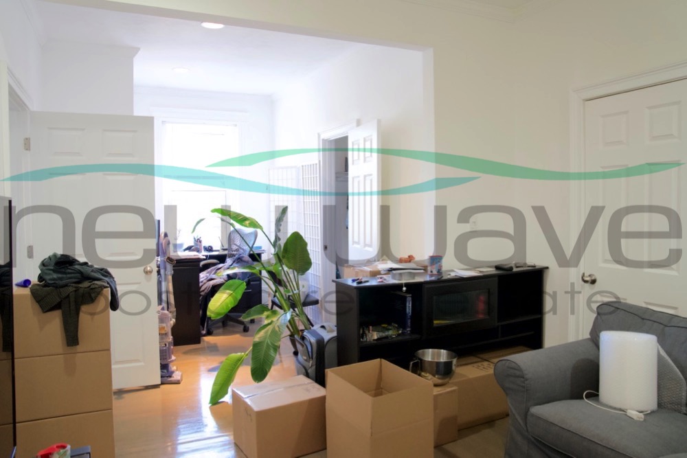 106 Queensberry St, Fenway